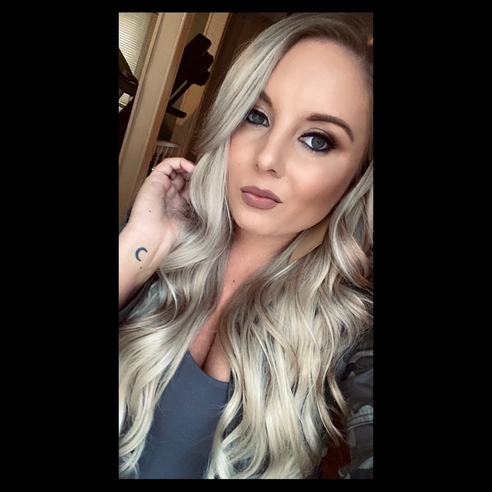 Meet your Posher, Mckayla